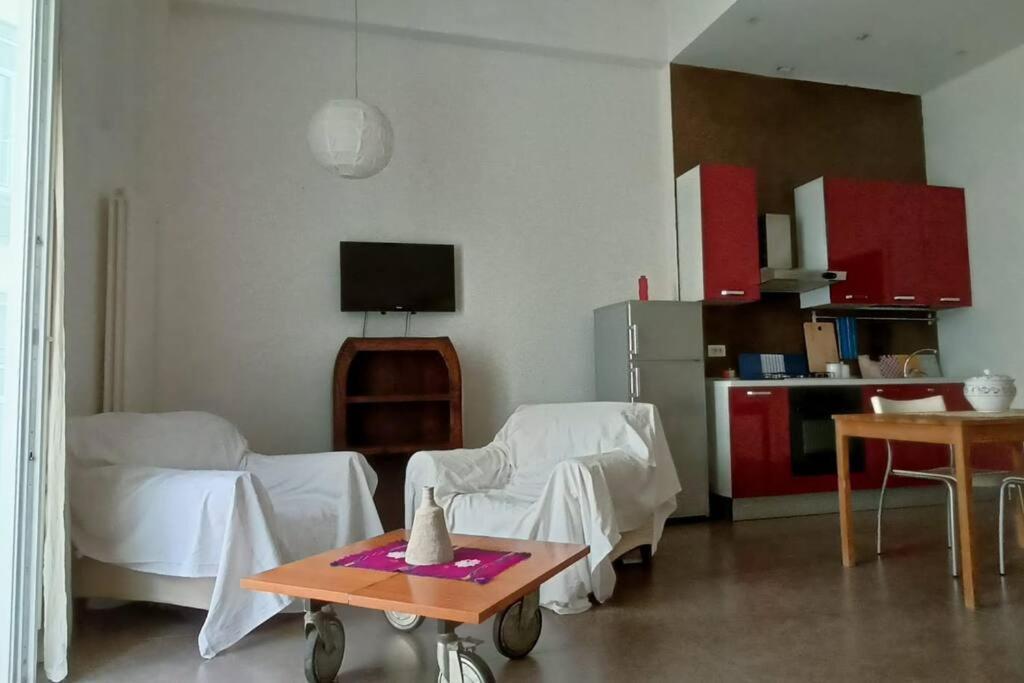 Appartamento - Casa Madre Наполи Екстериор снимка